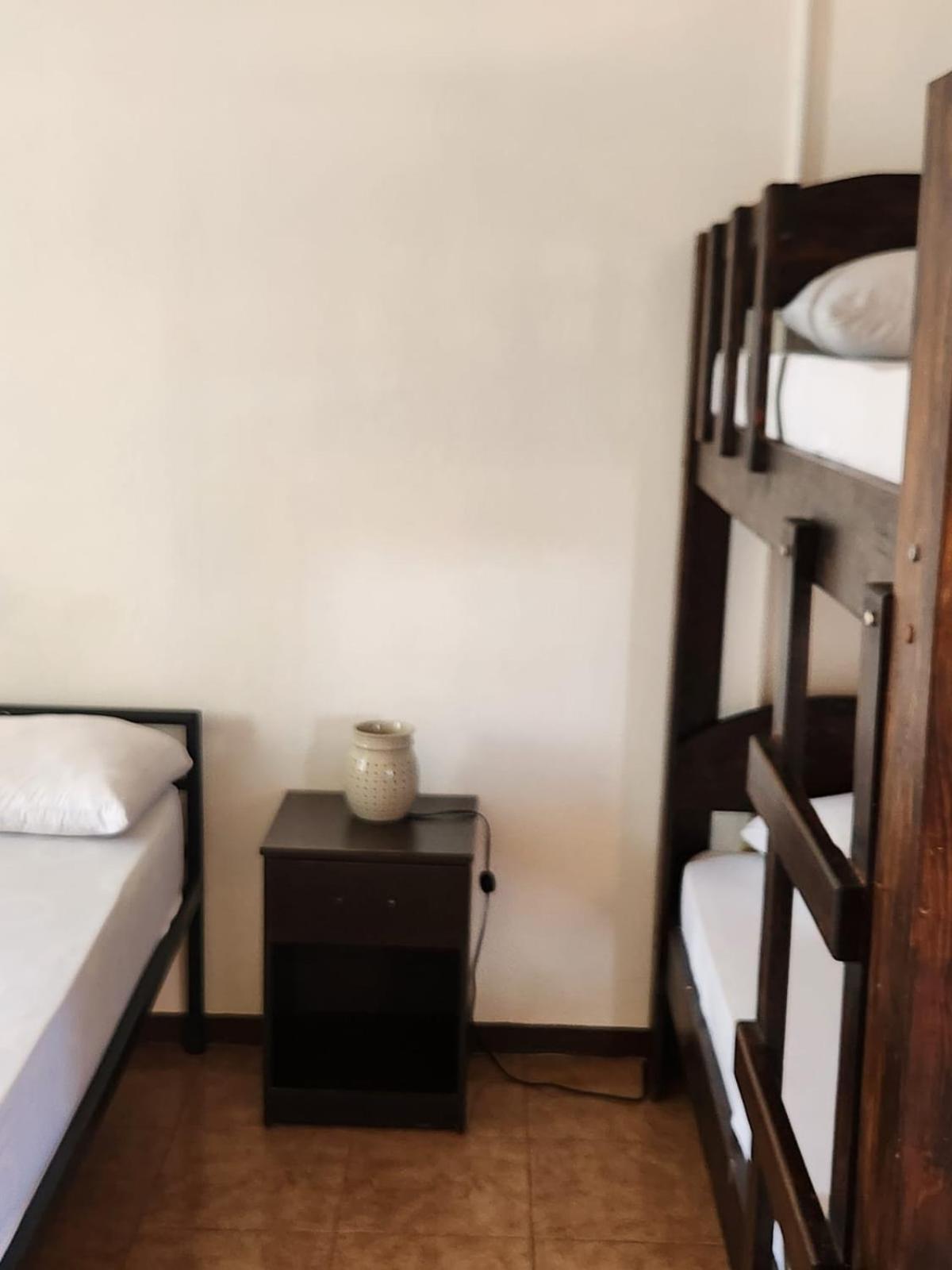 Cabinas Playa Bandera Bed & Breakfast Parrita Exterior photo
